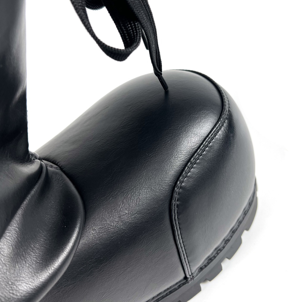 Balenciaga Alaska High Boot In Black - everydesigner