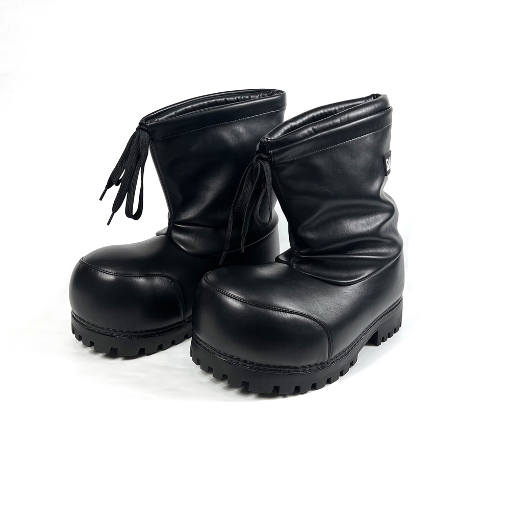 Balenciaga Alaska High Boot In Black - everydesigner