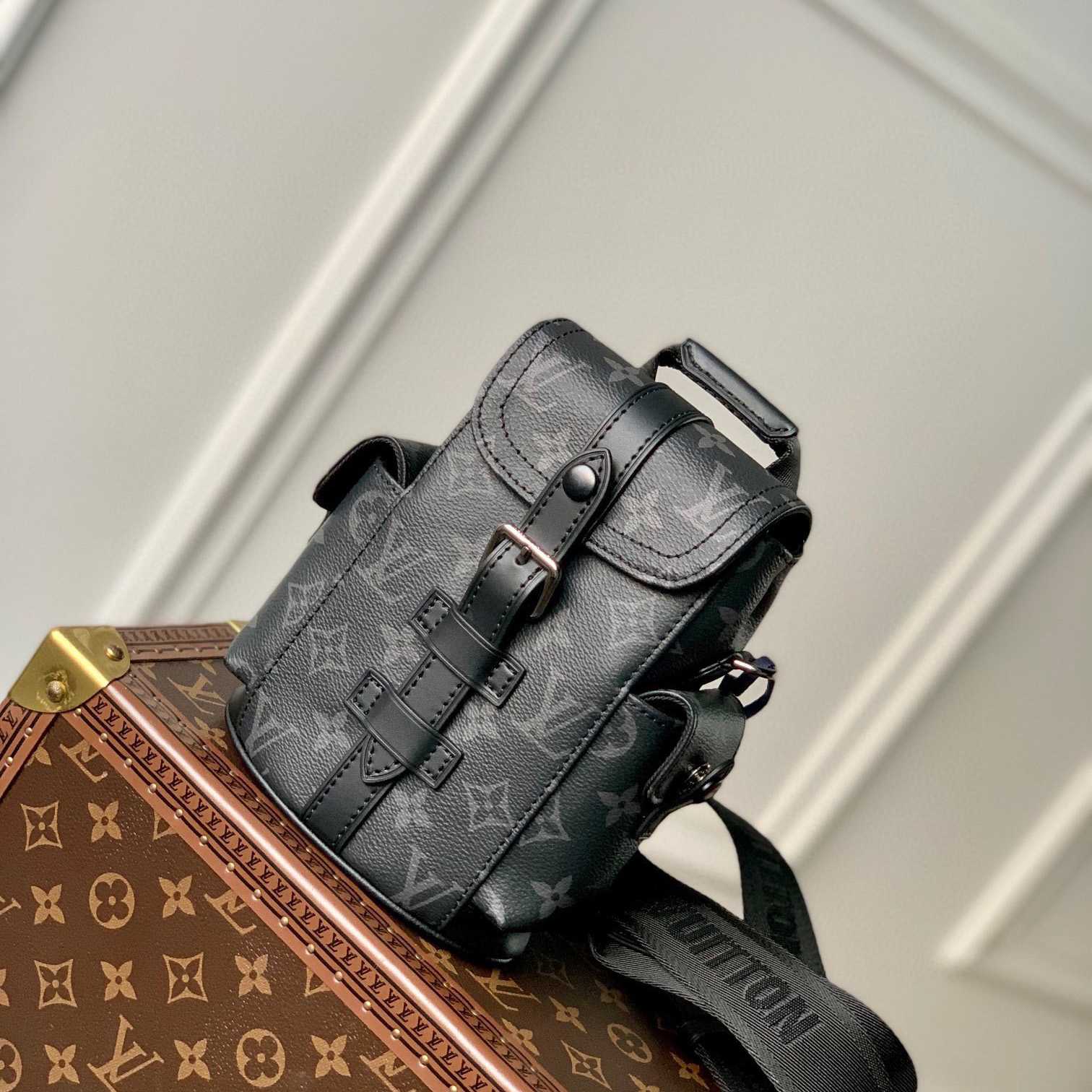 Louis Vuitton Nano Christopher     M82769 - everydesigner