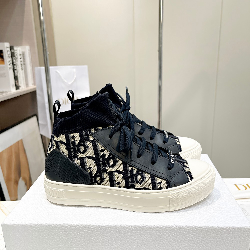 Dior Walk'n'Dior Sneaker - everydesigner