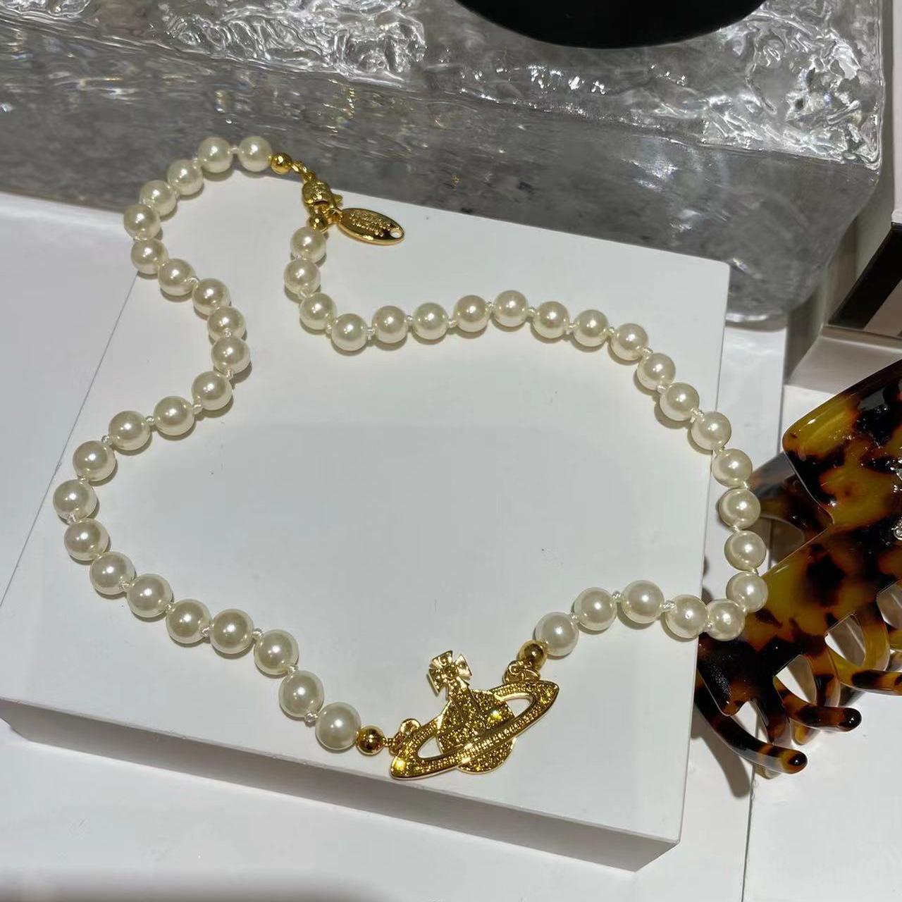Vivienne Westwood Orb-pendant Pearl Necklace - everydesigner