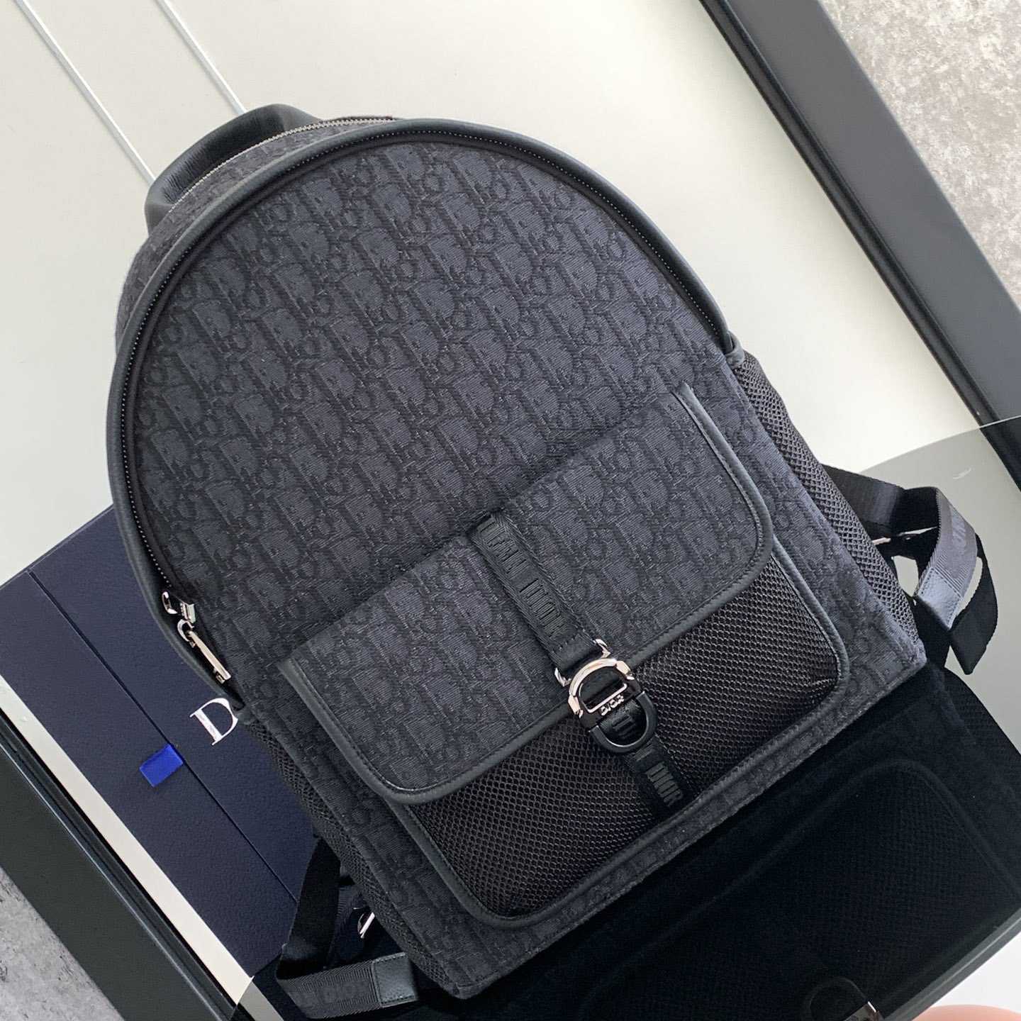 Dior 8 Backpack - everydesigner