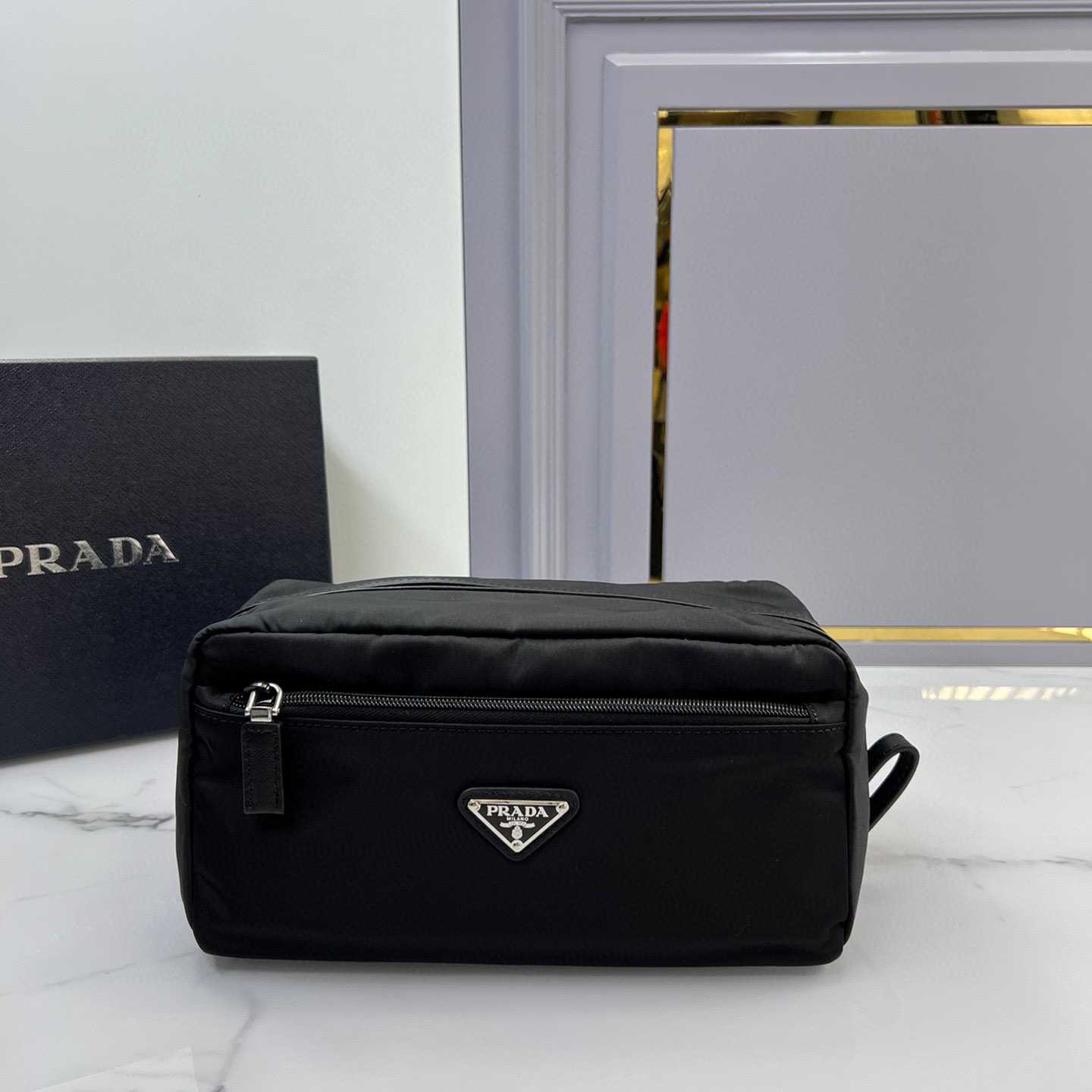 Prada Zipped Logo Cosmetic Pouch (26 x 14 x 12cm) - everydesigner