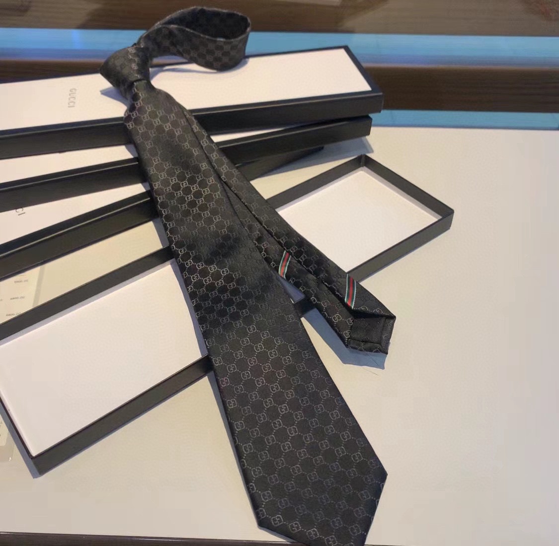 Gucci GG Pattern Silk Tie - everydesigner