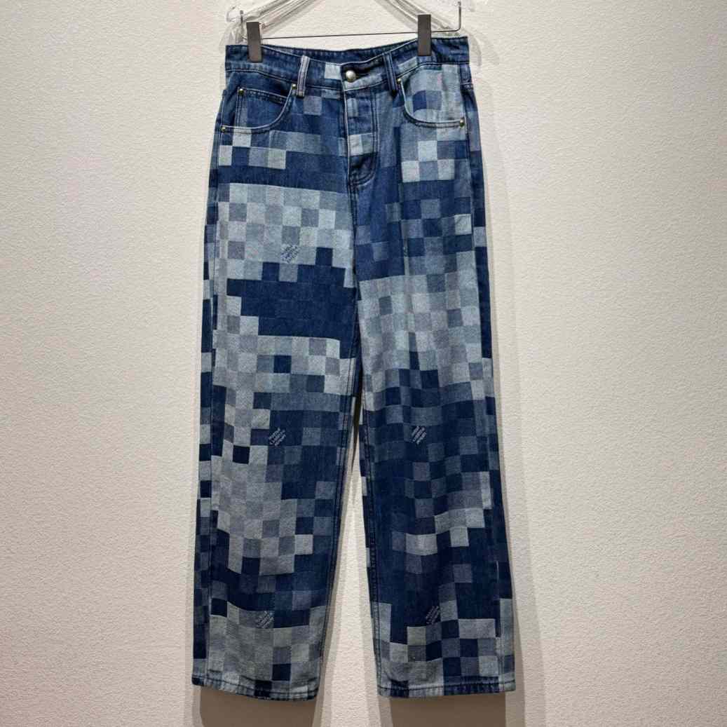 Louis Vuitton Damier Denim Skate Pants   1AFIA5 - everydesigner