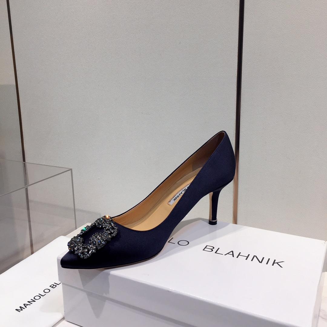 Manolo Blahnik 95mm Hangisi Pumps - everydesigner