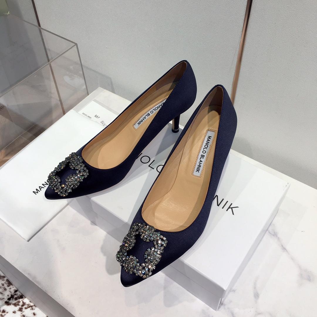 Manolo Blahnik 95mm Hangisi Pumps - everydesigner