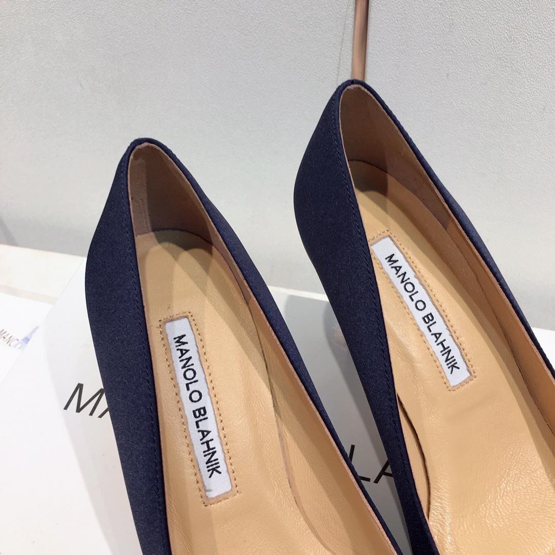 Manolo Blahnik 95mm Hangisi Pumps - everydesigner