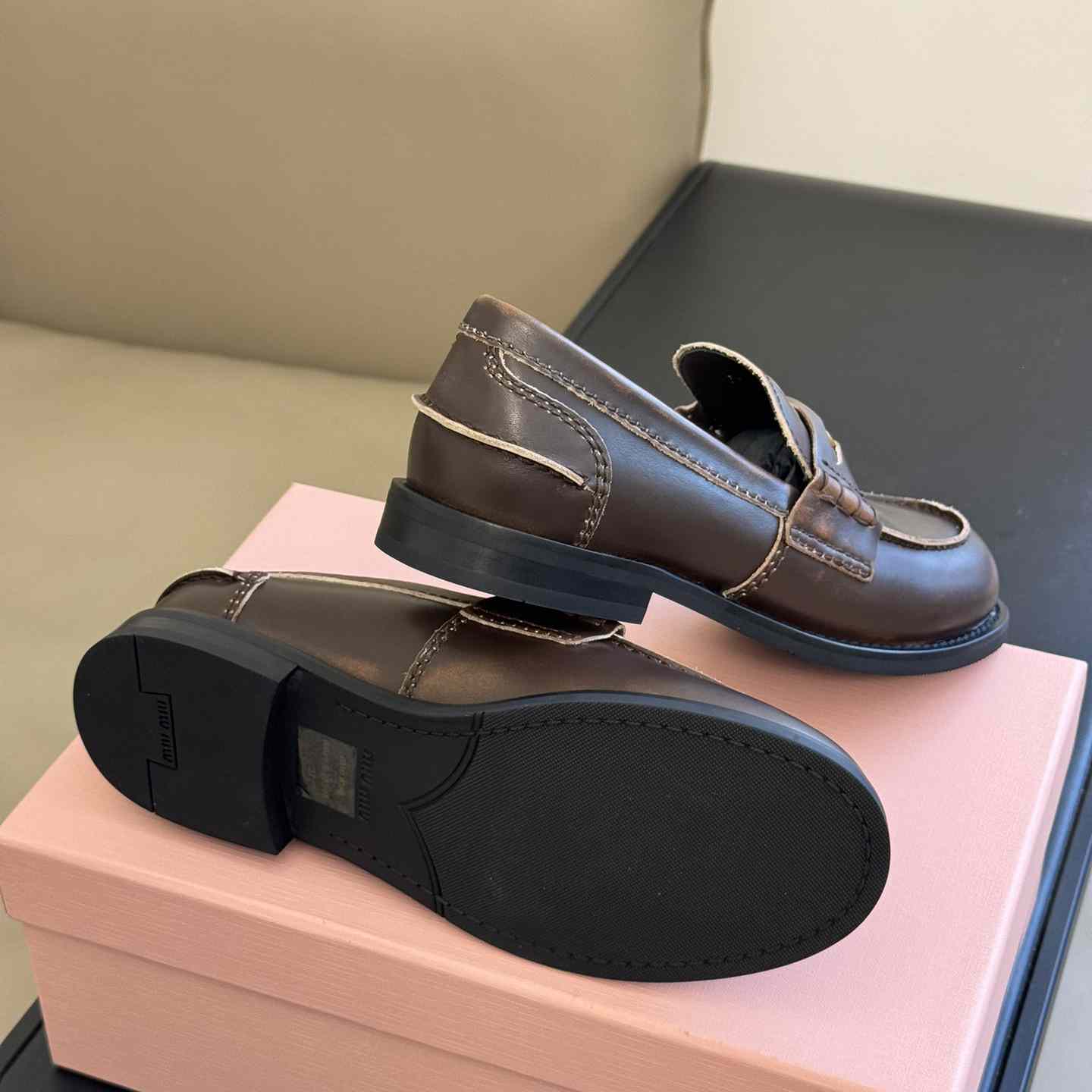 Miu Miu Vintage-effect Leather Penny Loafers - everydesigner