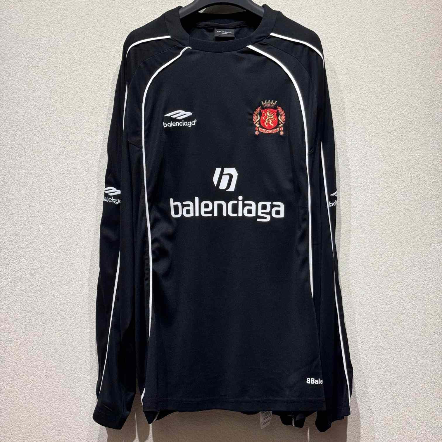 Balenciaga Soccer Long Sleeve T-Shirt Oversized In Black - everydesigner