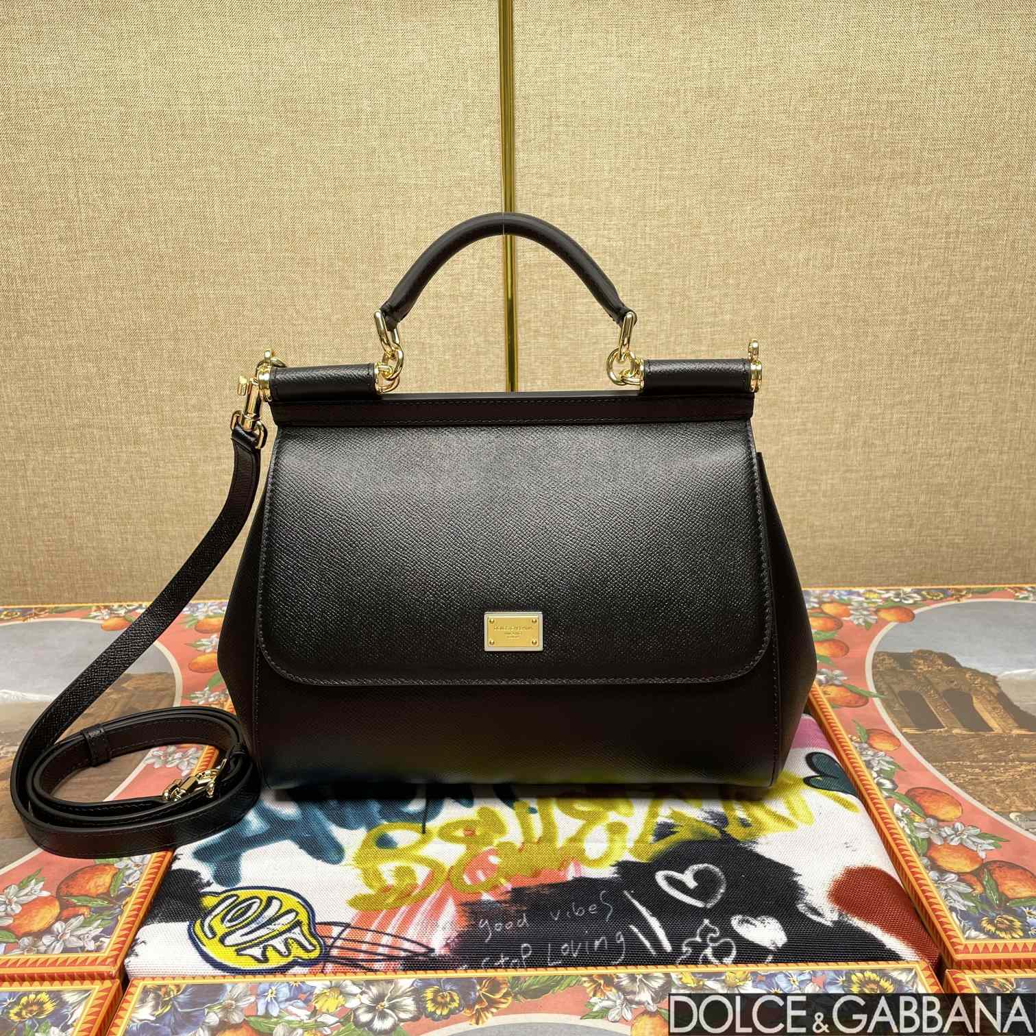 Dolce & Gabbana Sicily Handbag (25*12*20cm) - everydesigner