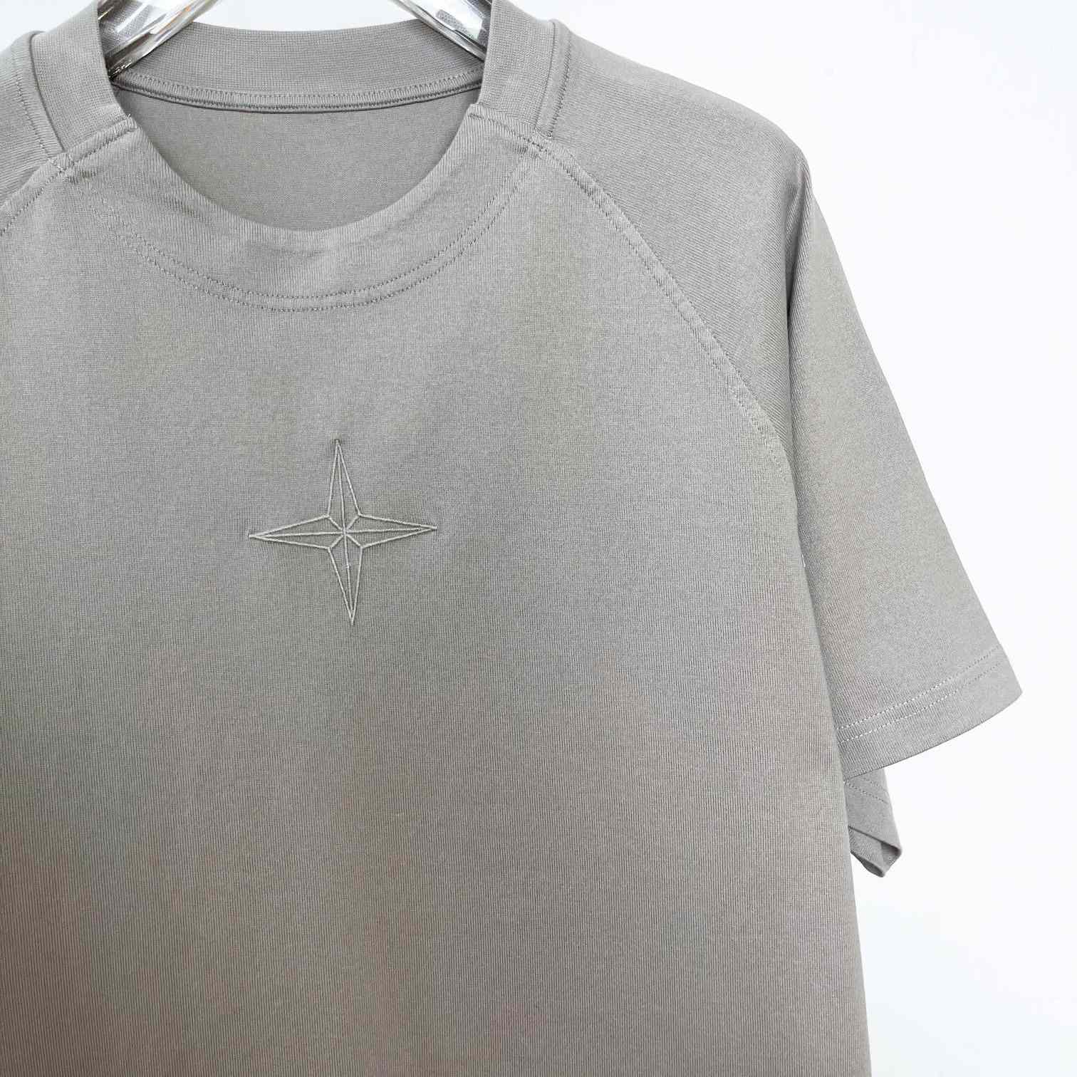 Stone Island Logo T-shirt - everydesigner