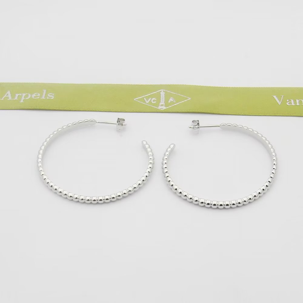 Van Cleef & Arpels Perlée Pearls Of Gold Hoop Earrings, Large Model - everydesigner