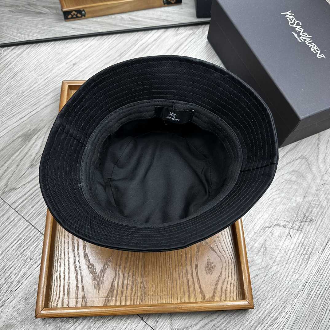 Arc’teryx  Bucket Hat - everydesigner