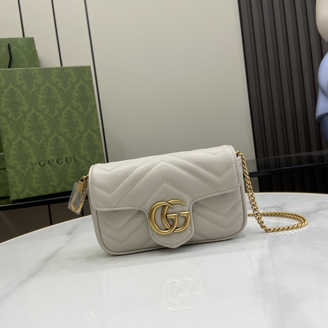 Gucci GG Marmont Super Mini Bag - everydesigner