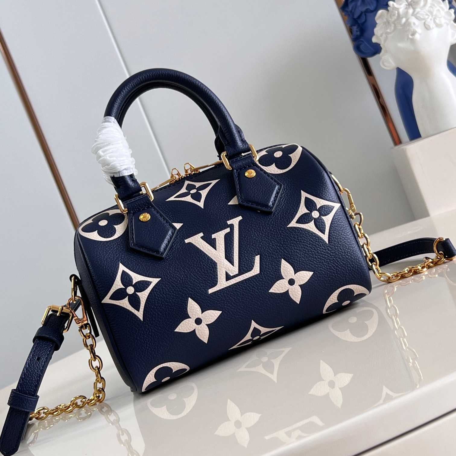 Louis Vuitton Speedy Bandouliere 20    M47048 - everydesigner