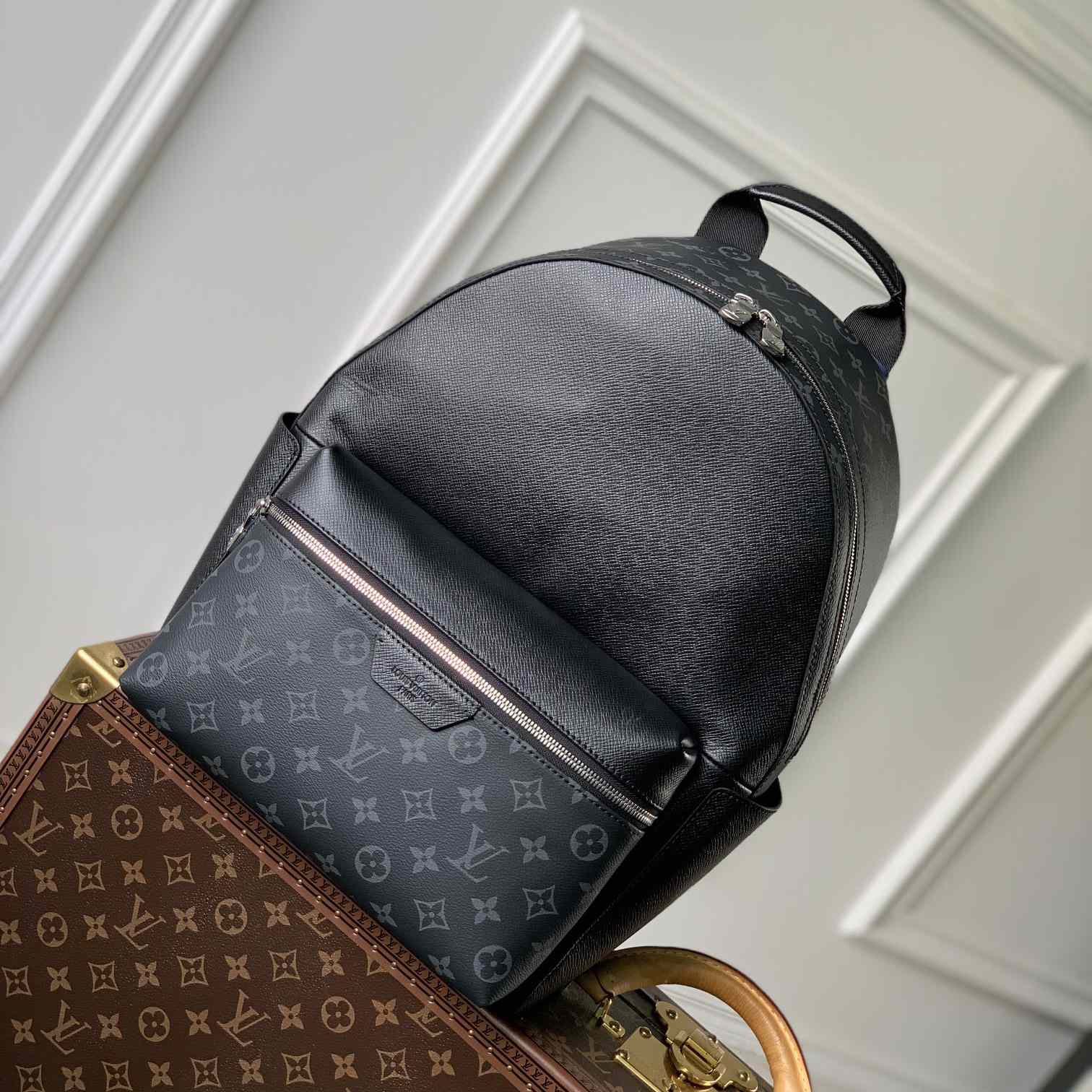 Louis Vuitton Discovery Backpack   M31033 - everydesigner