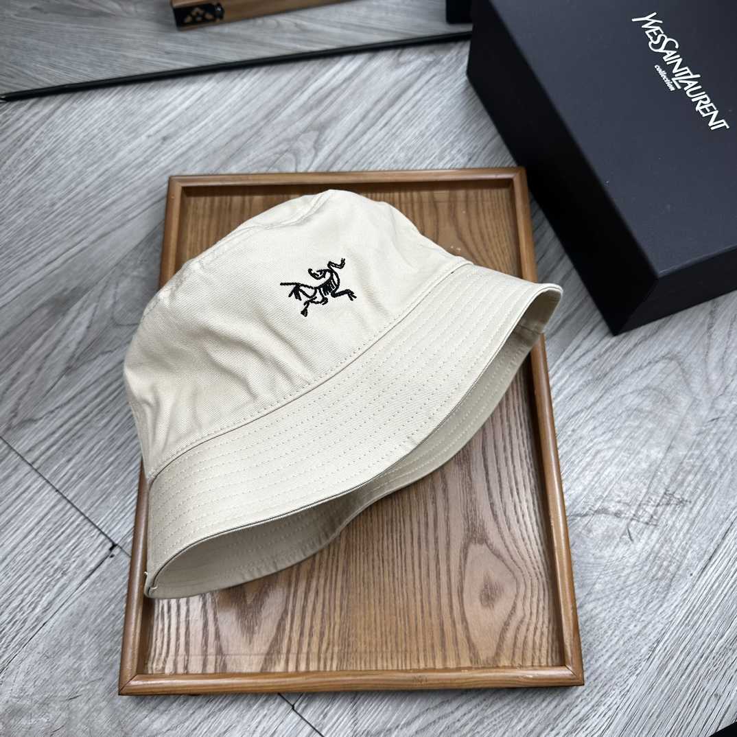 Arc’teryx  Bucket Hat - everydesigner