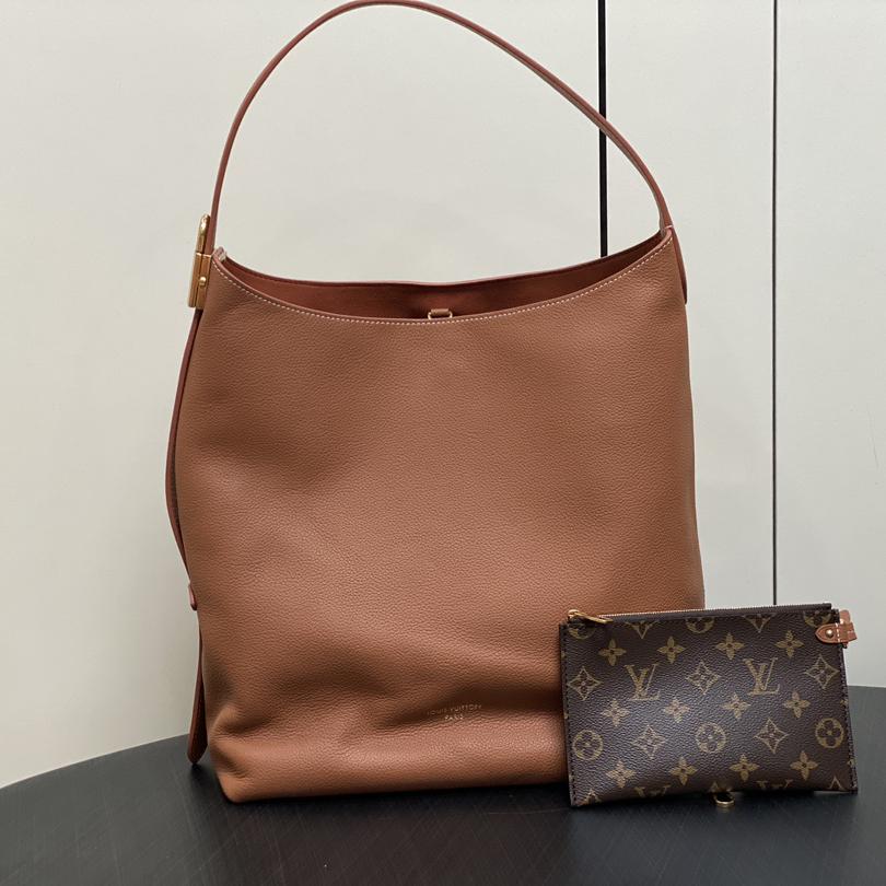 Louis Vuitton Low Key Hobo MM   M24974 - everydesigner