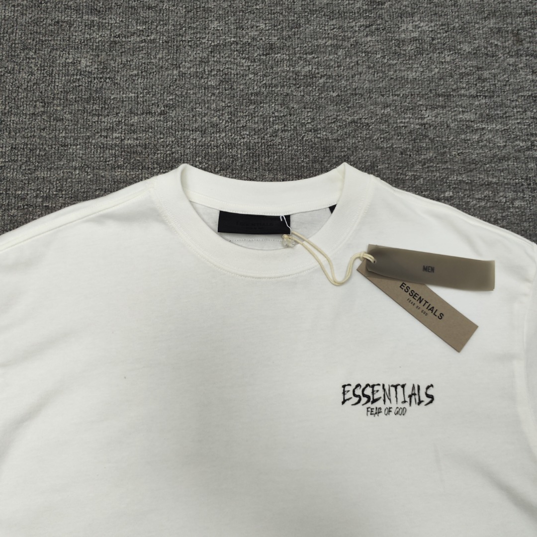 Fear of God Essentials Tee - everydesigner