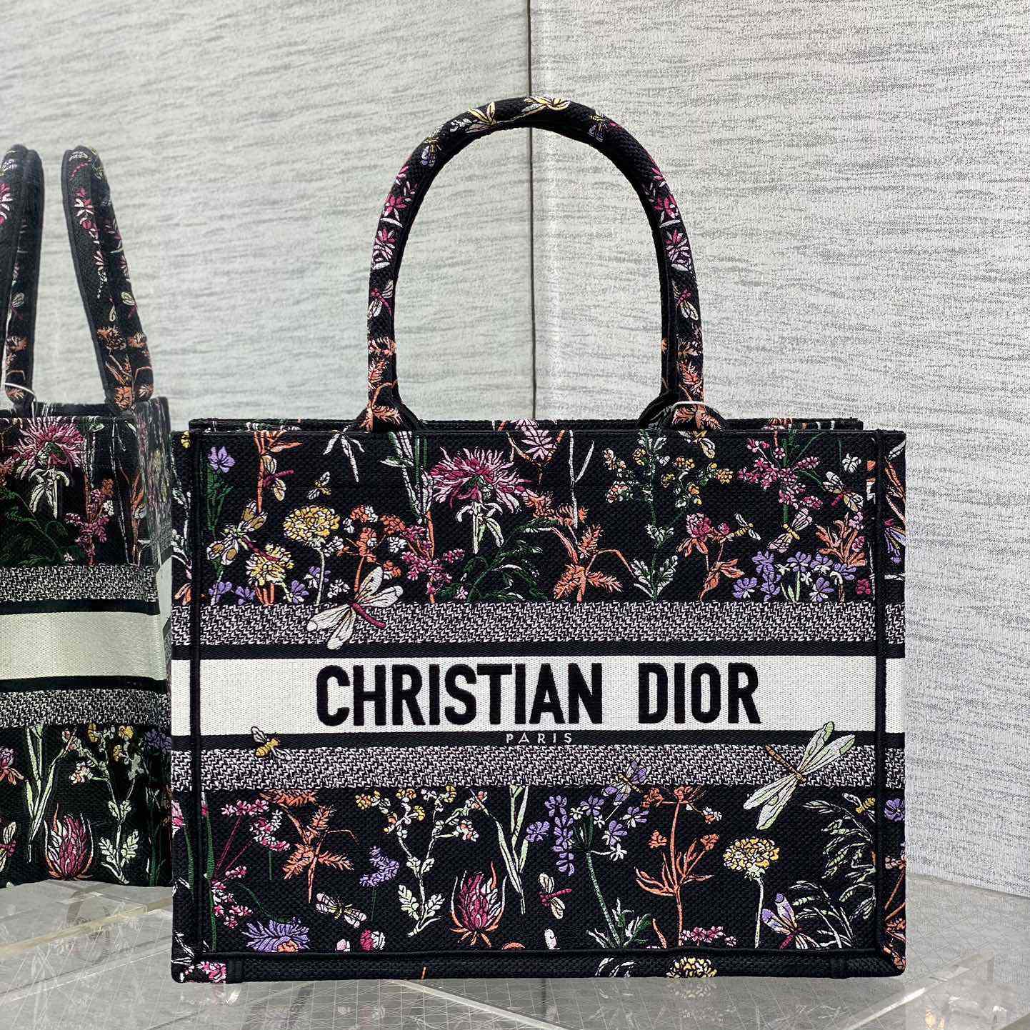 Dior Medium Dior Book Tote - everydesigner