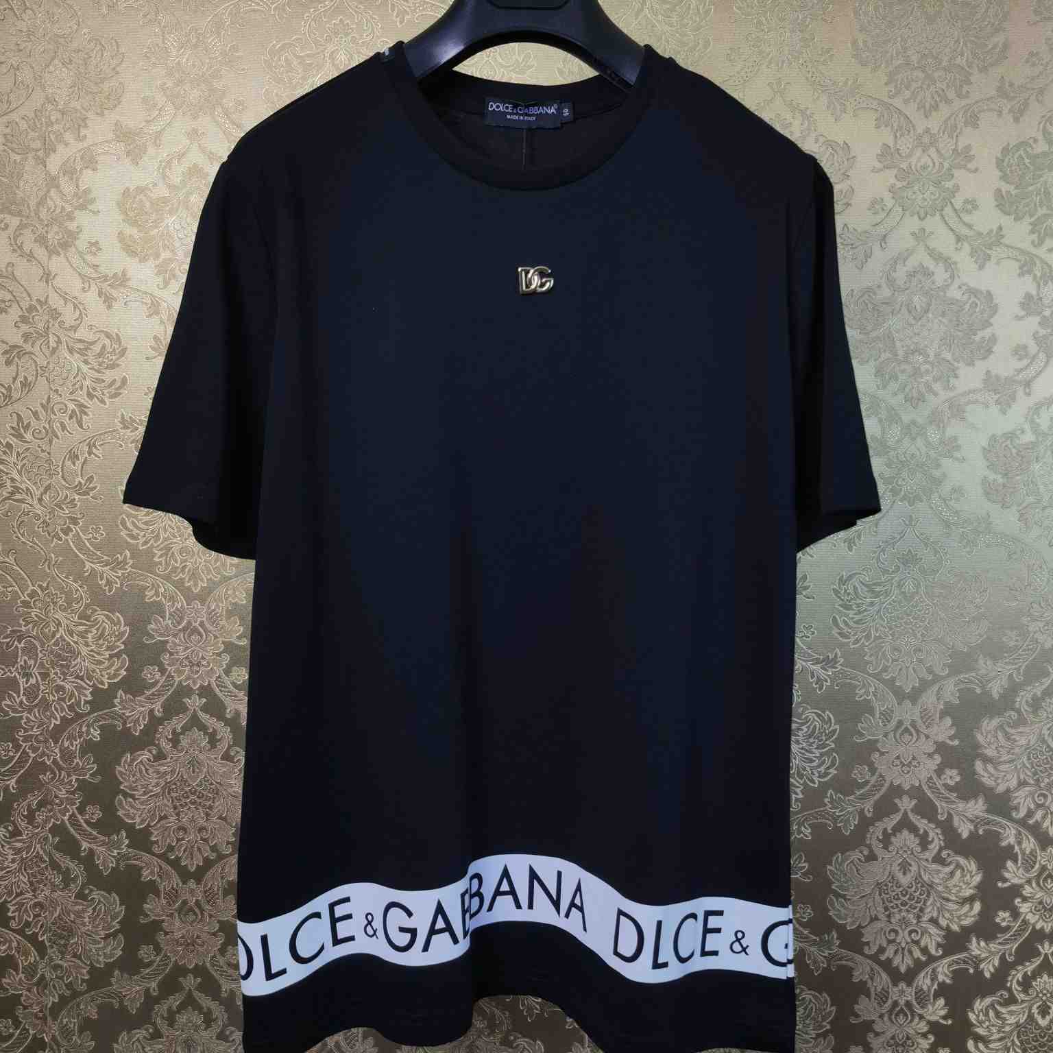 Dolce & Gabbana Short-sleeved T-shirt - everydesigner