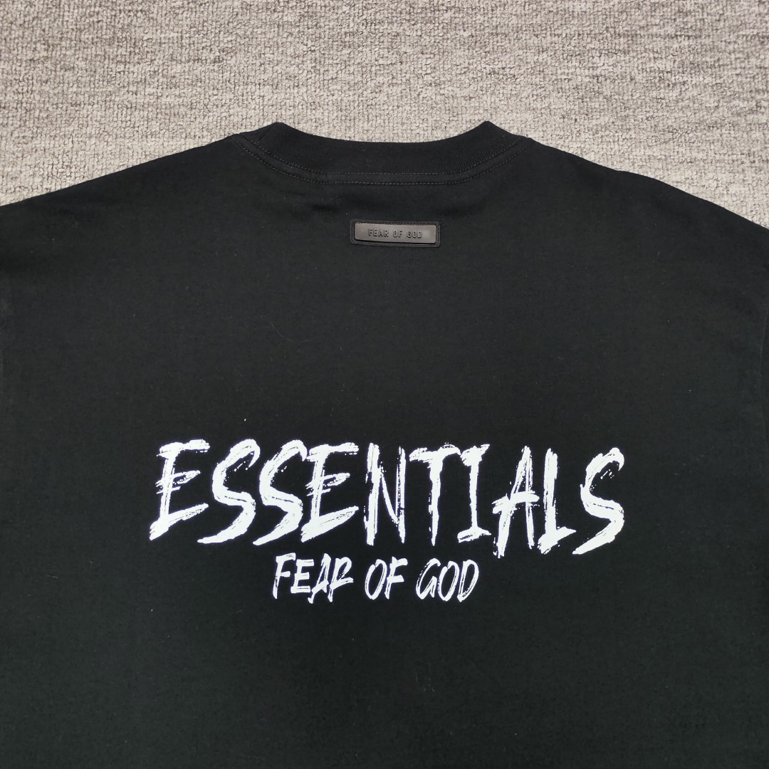 Fear of God Essentials Tee - everydesigner