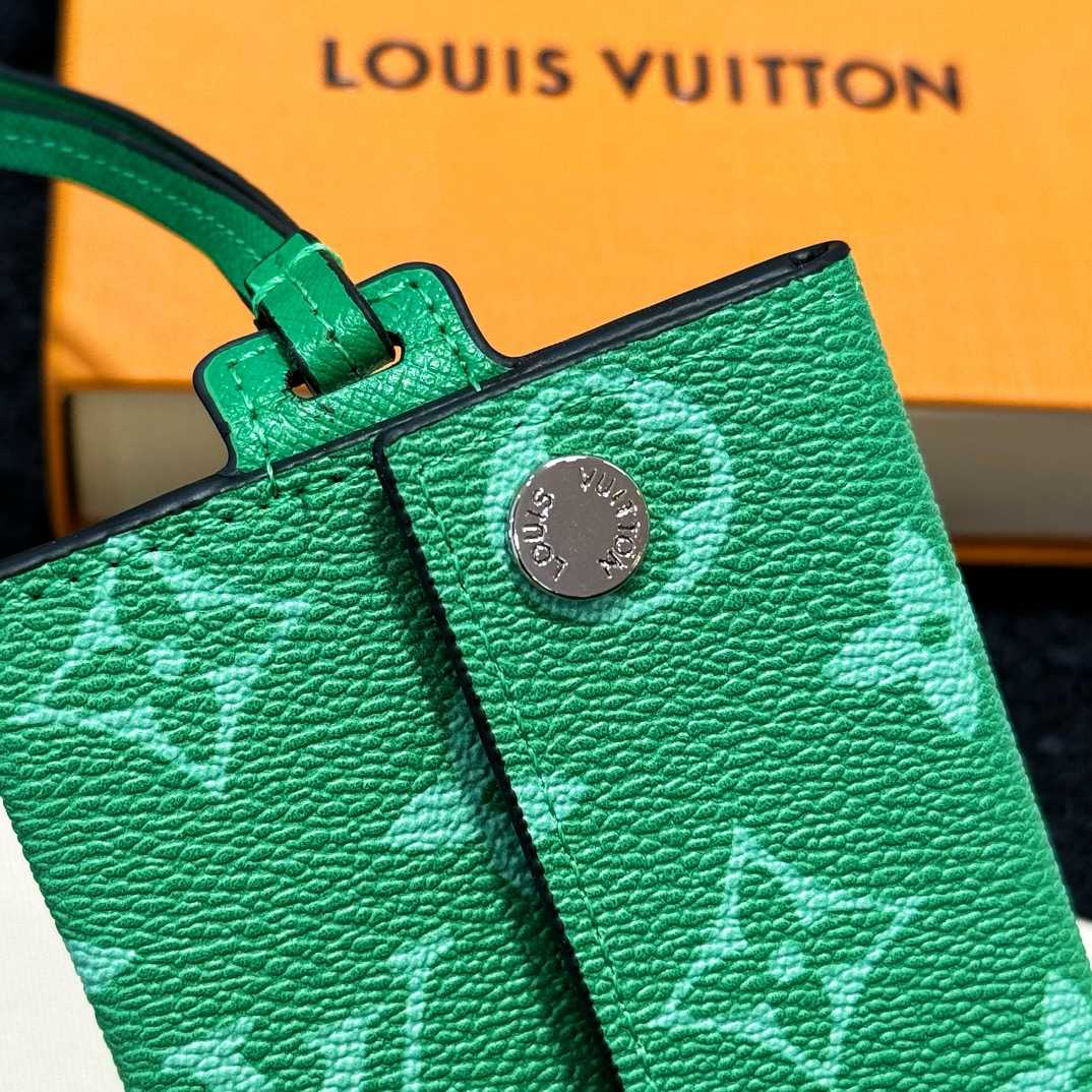 Louis Vuitton Card Holder Necklace  M83153 - everydesigner