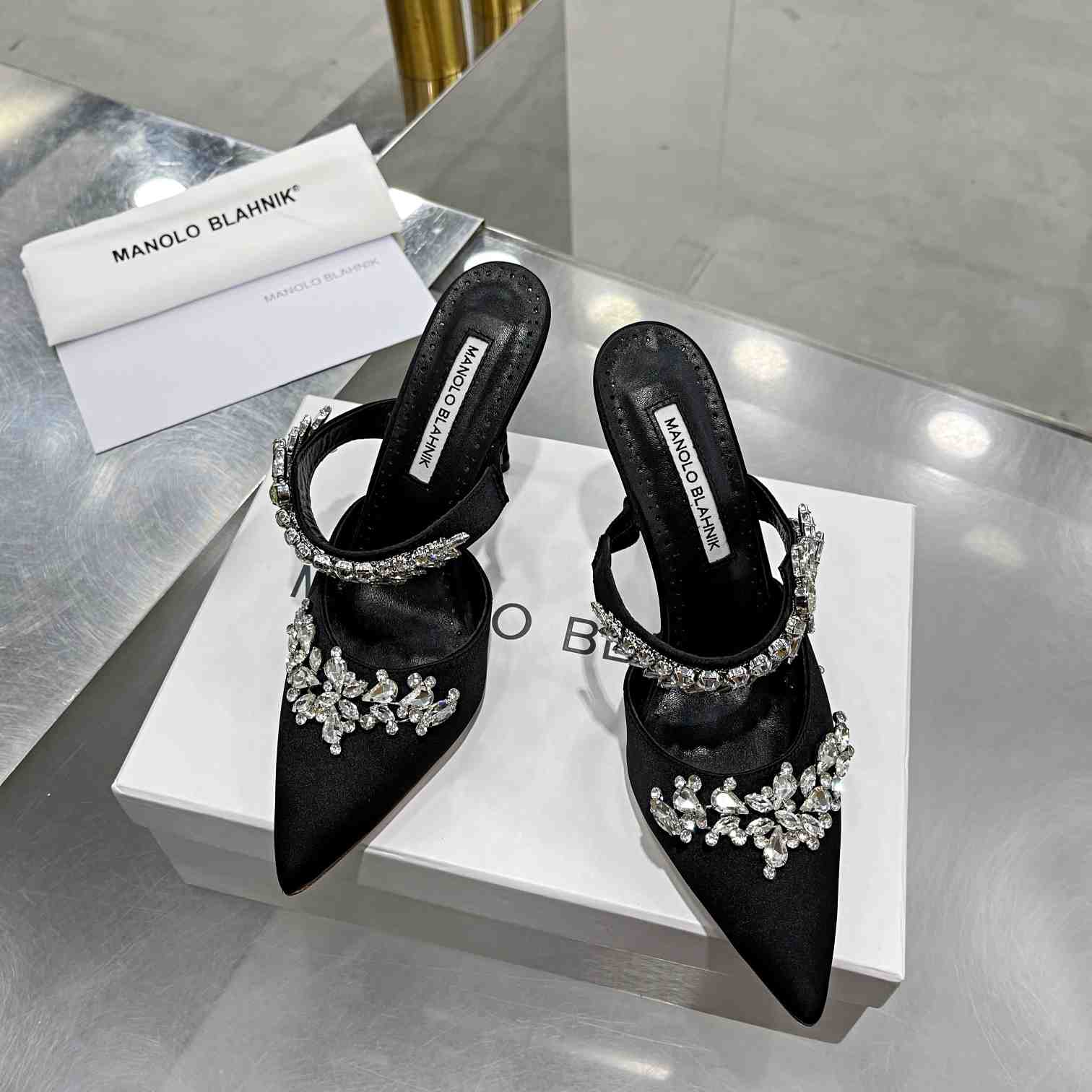 Manolo Blahnik Lurum Crystal-embellished Mules - everydesigner