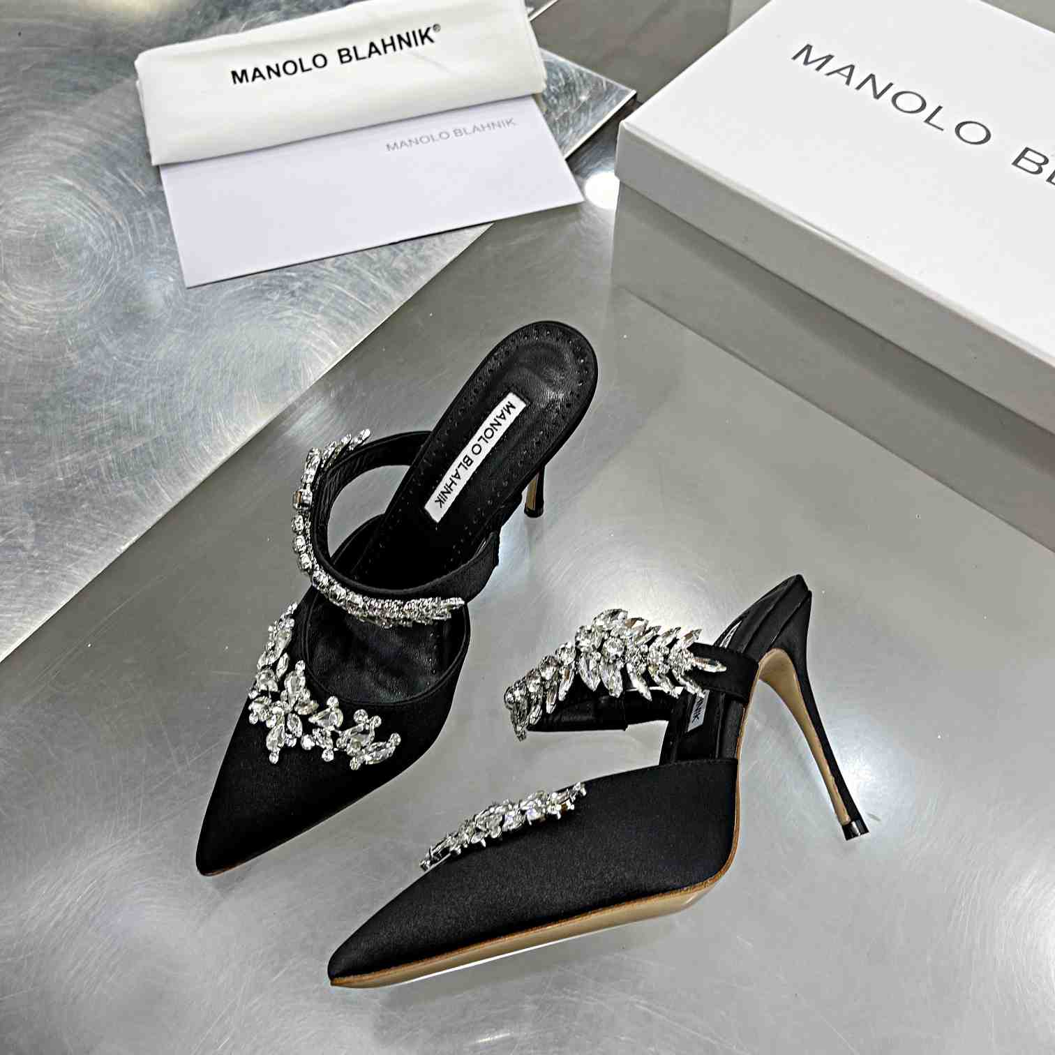 Manolo Blahnik Lurum Crystal-embellished Mules - everydesigner