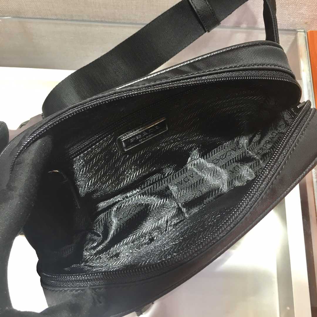 Prada Belt Bag  21-12.5-4.5cm - everydesigner