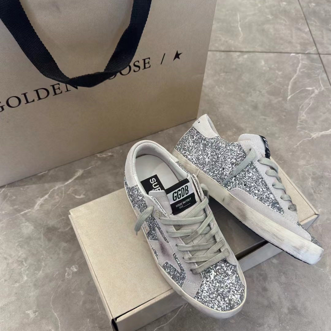 Golden Goose Sneakers - everydesigner