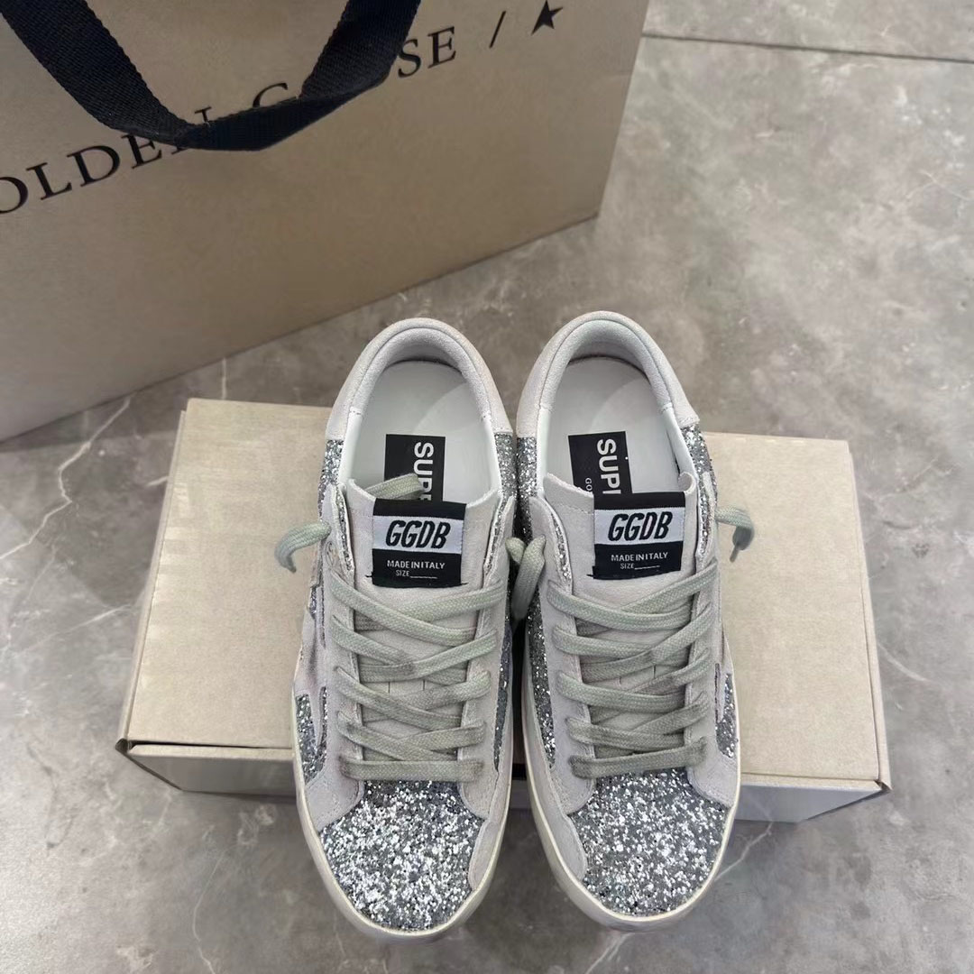 Golden Goose Sneakers - everydesigner