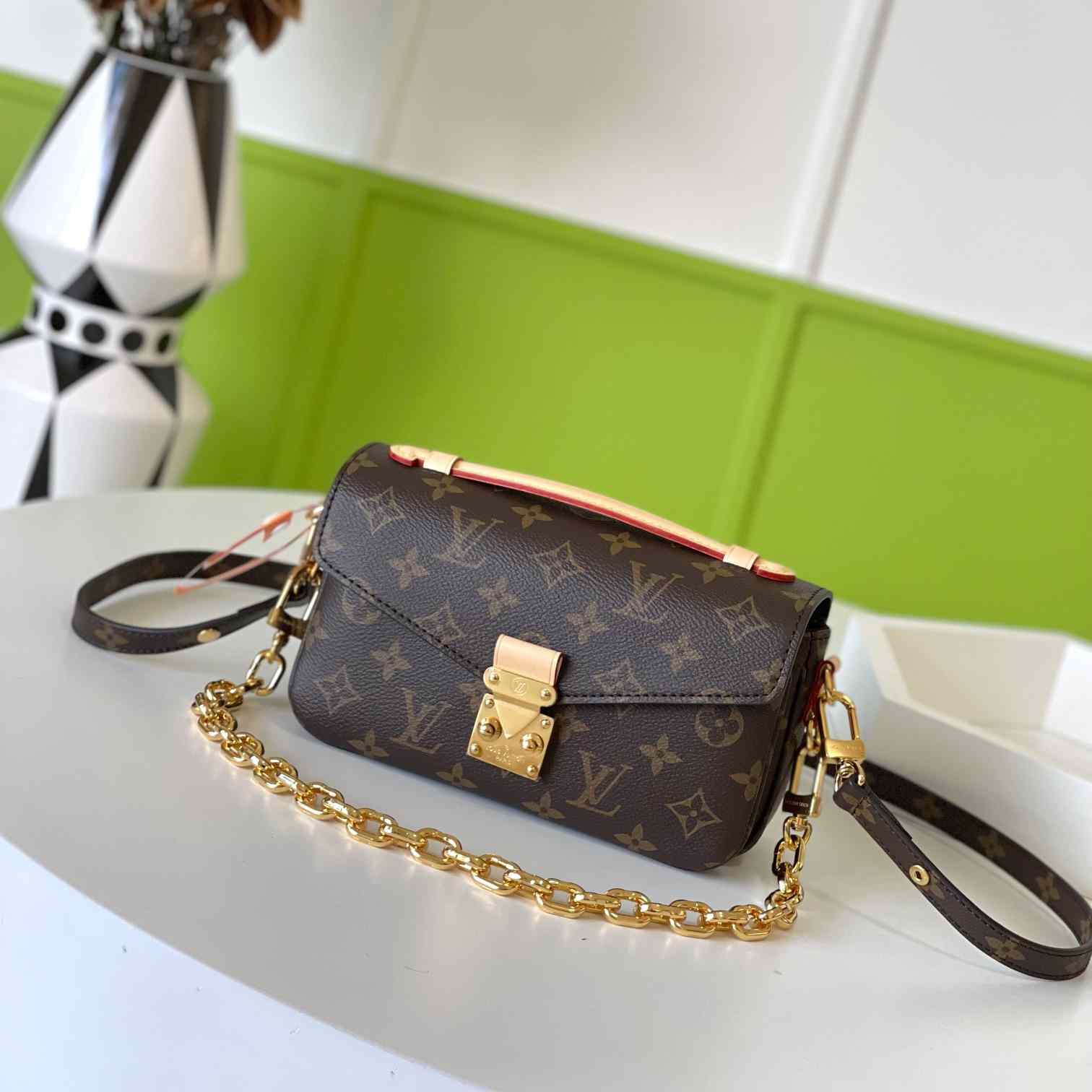 Louis Vuitton Pochette Métis East West   M46279 - everydesigner