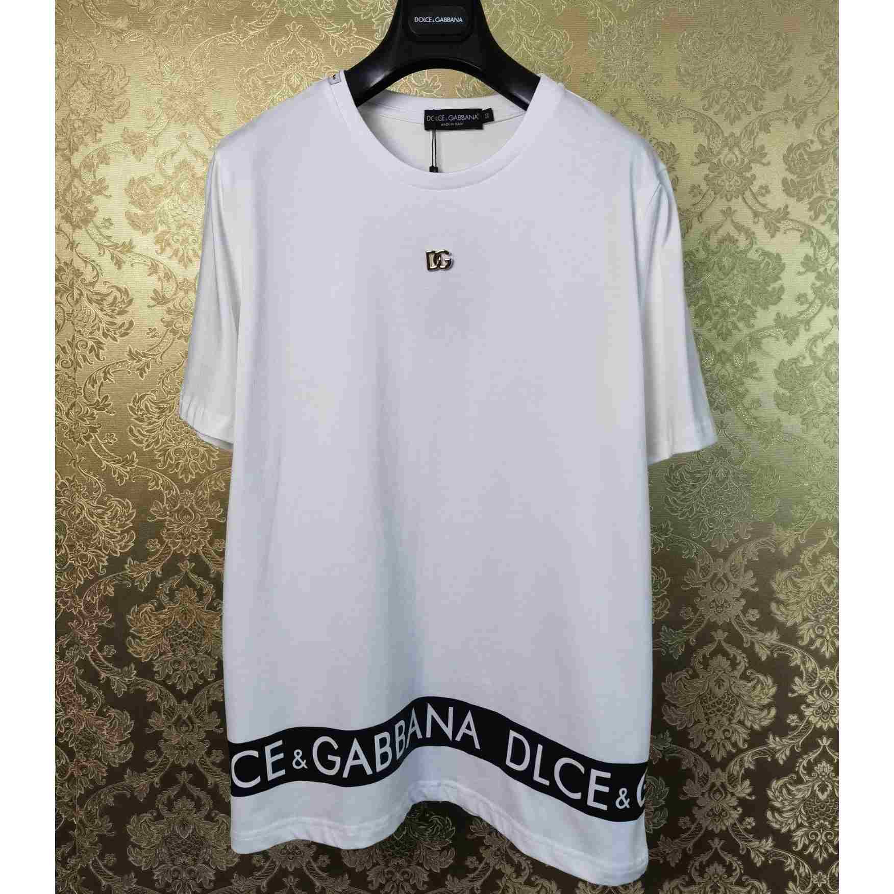 Dolce & Gabbana Short-sleeved T-shirt - everydesigner