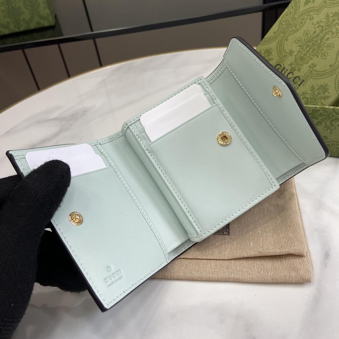 Gucci GG Medium Wallet - everydesigner