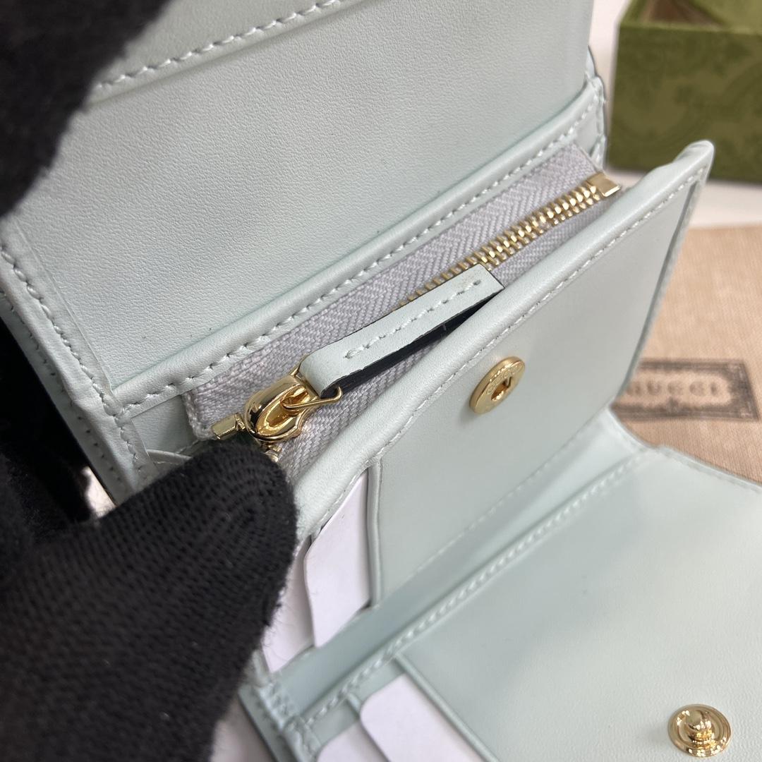 Gucci GG Medium Wallet - everydesigner