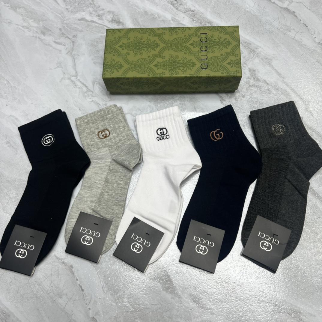 Gucci Socks/Box - everydesigner