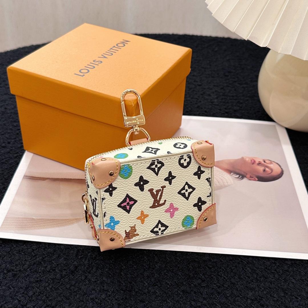 Louis Vuitton Monogram Craggy Trunk Key Holder and Bag Charm    - everydesigner