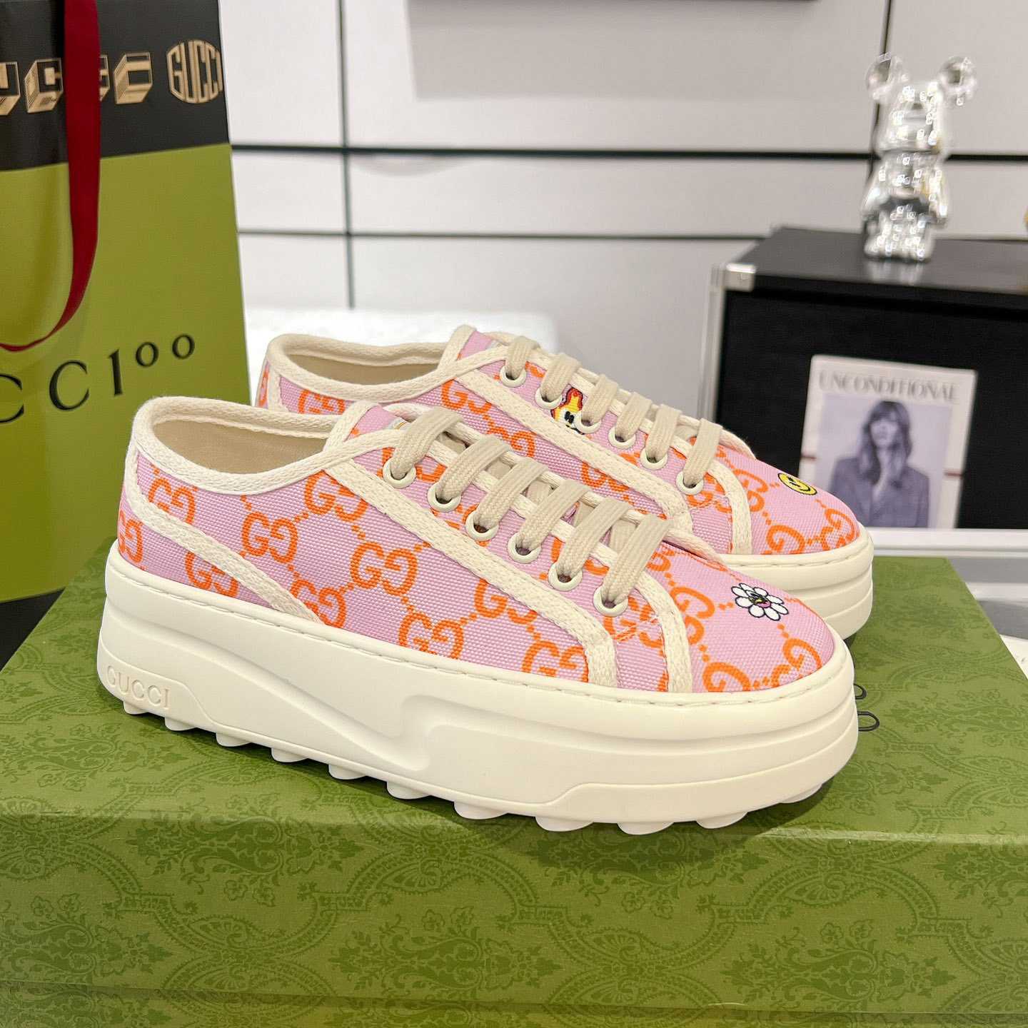 Gucci Women's GG Sneaker - everydesigner