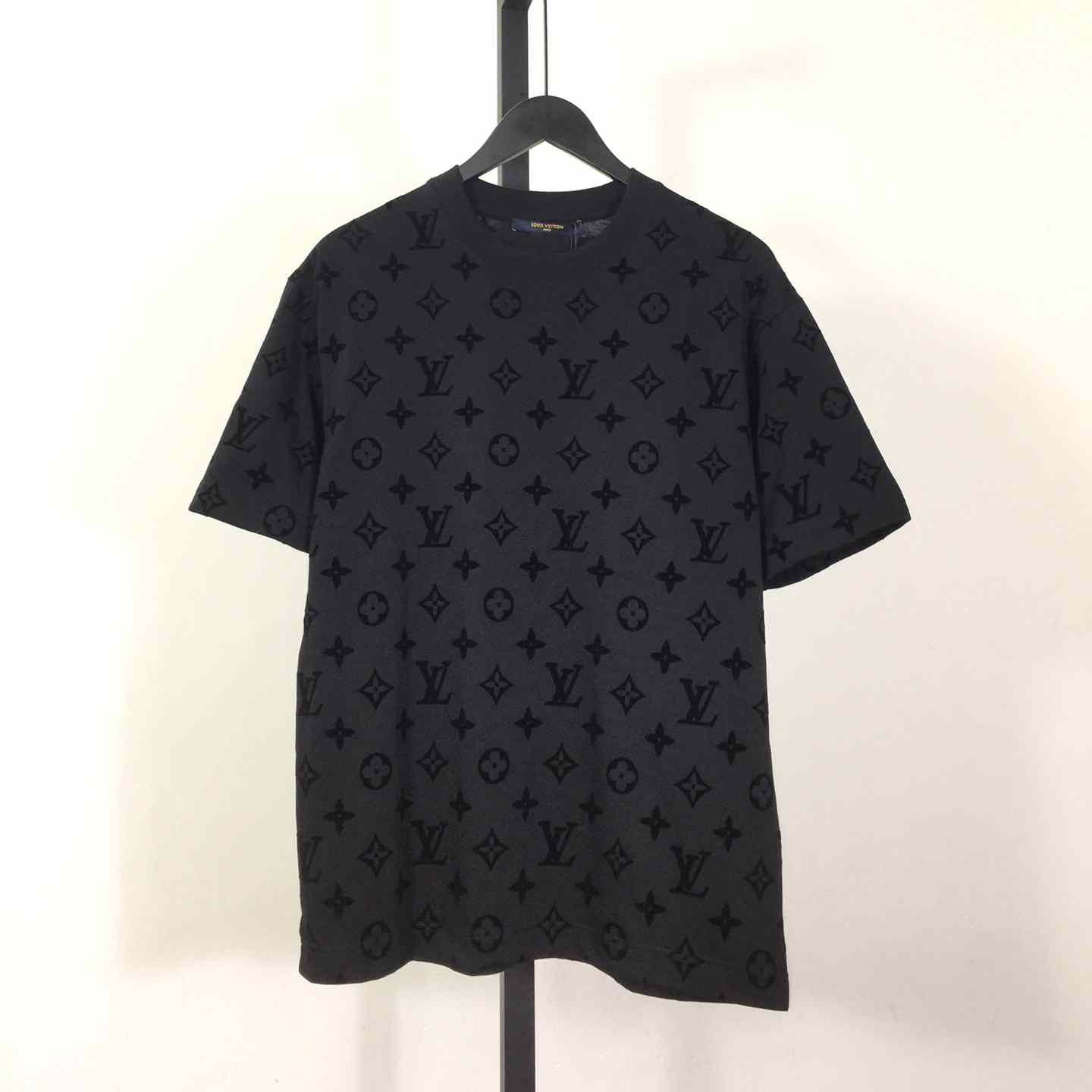 Louis Vuitton Monogram T-Shirt - everydesigner