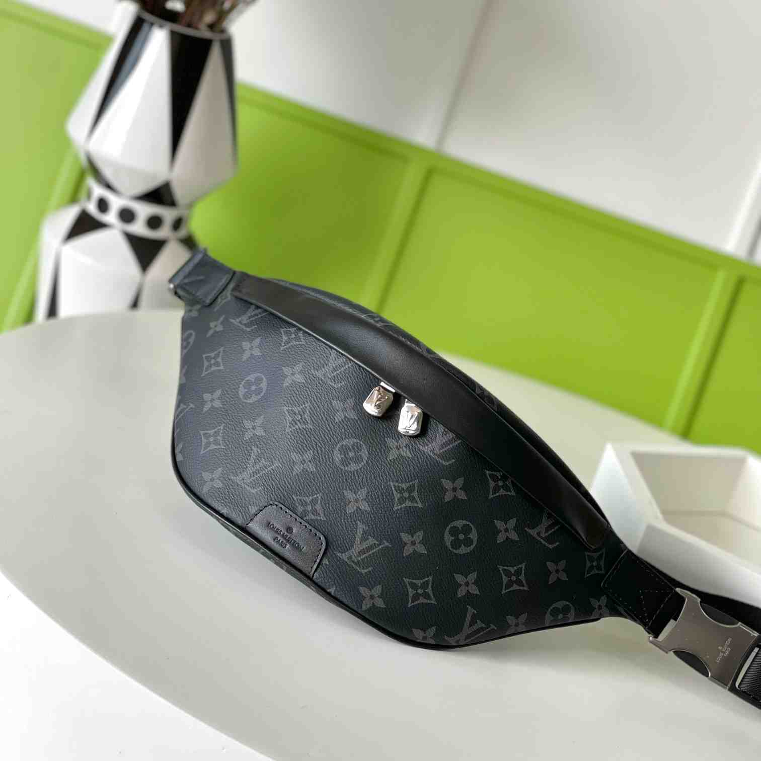 Louis Vuitton Discovery Bumbag PM    M46035 - everydesigner