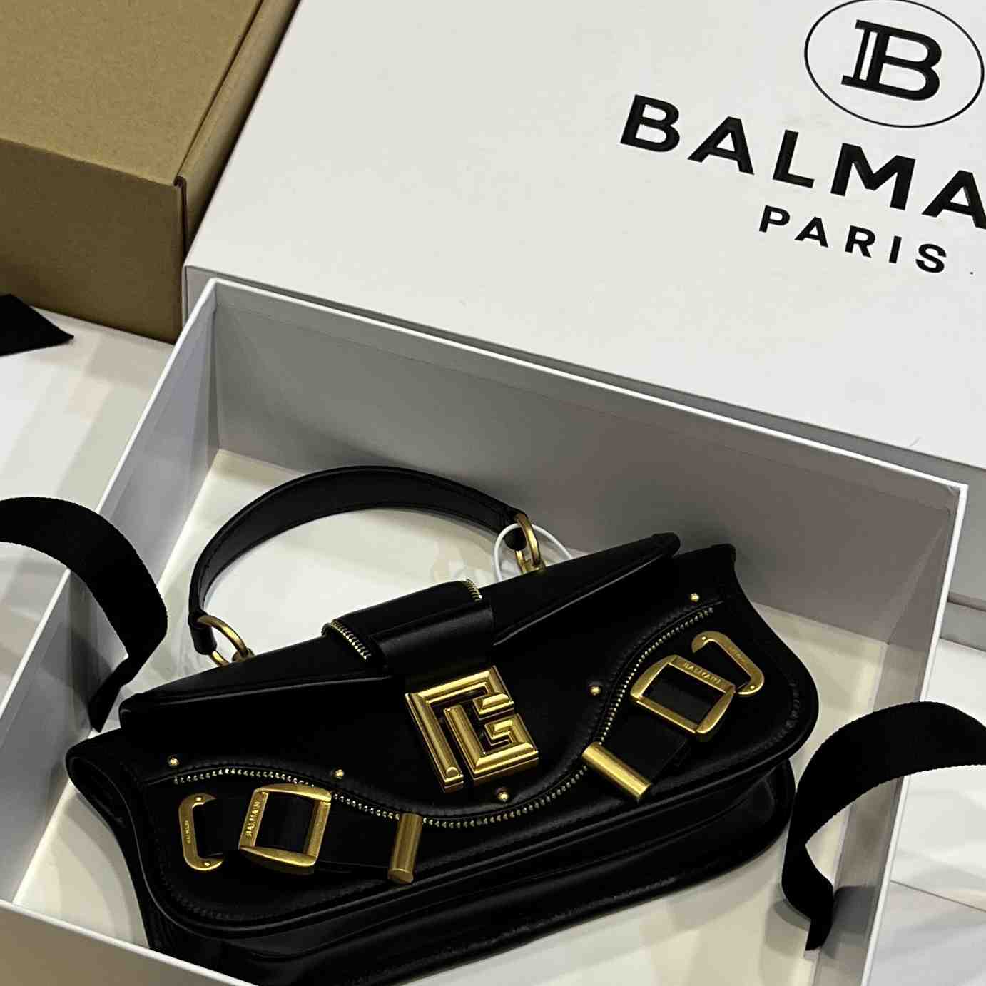 Balmain Blaze Crossbody Bag   (26*11.5*3cm) - everydesigner