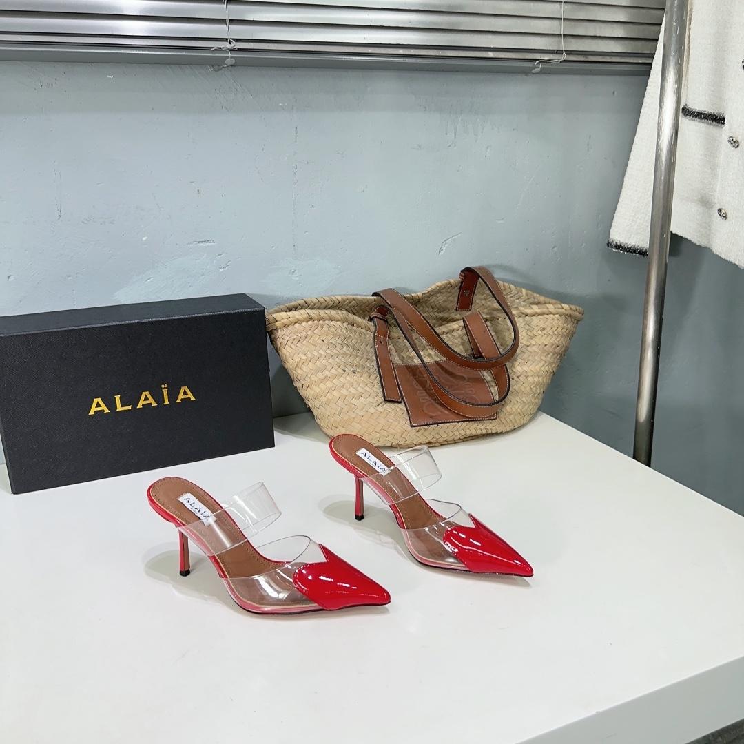 Alaïa Heart Mules in Red  - everydesigner