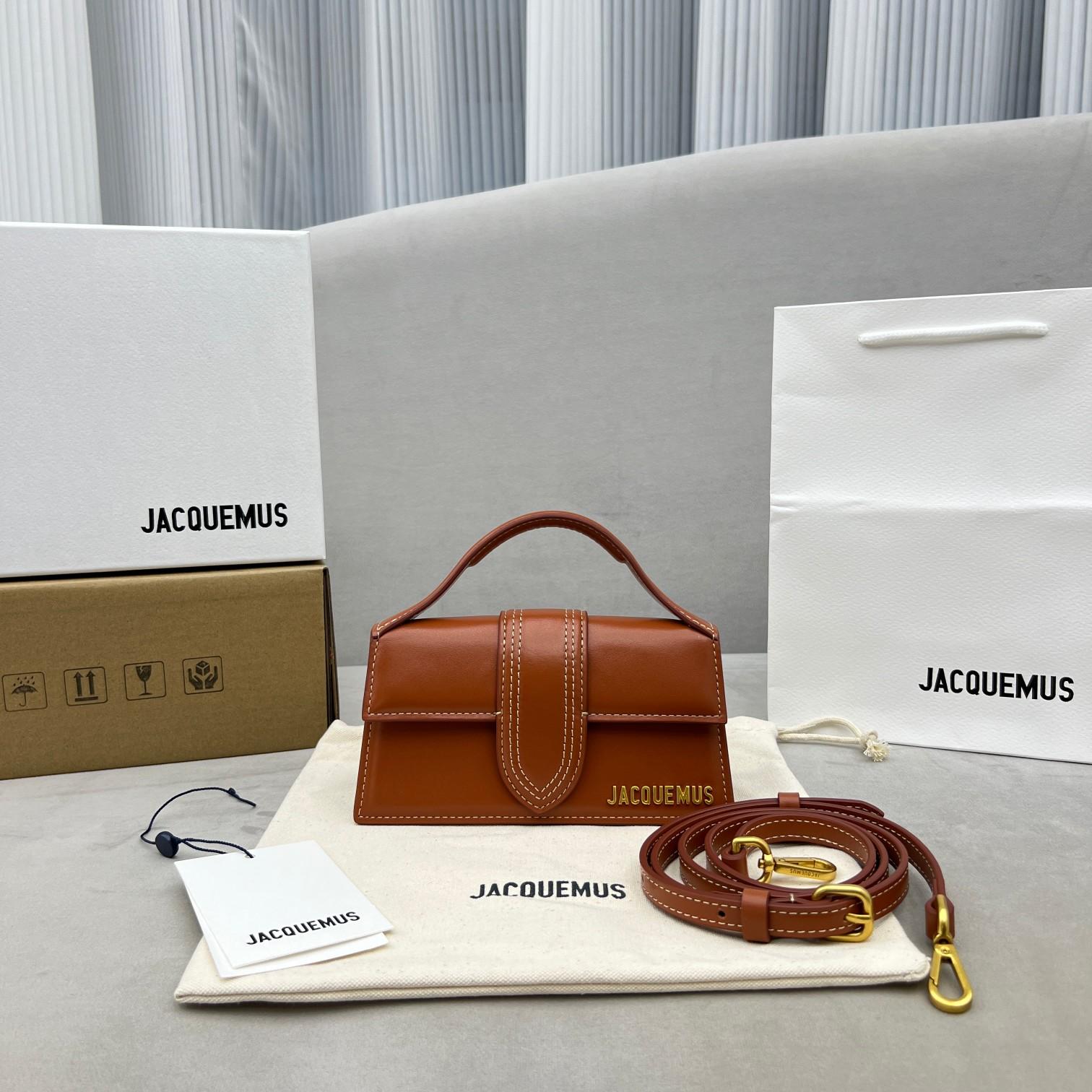 Jacquemus Le Bambino Small Flap Bag - everydesigner