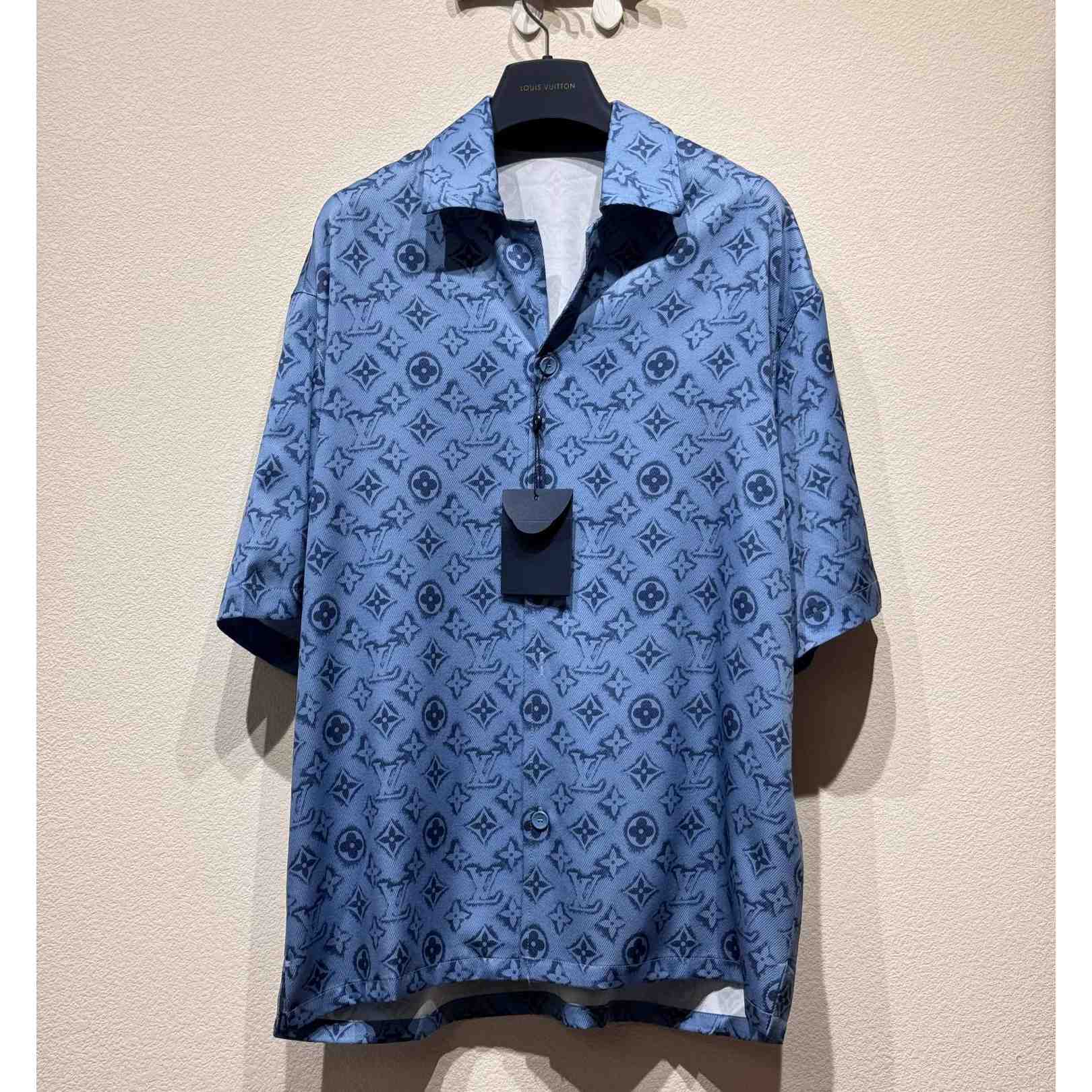 Louis Vuitton Monogram Short-Sleeved Chambray Shirt   - everydesigner