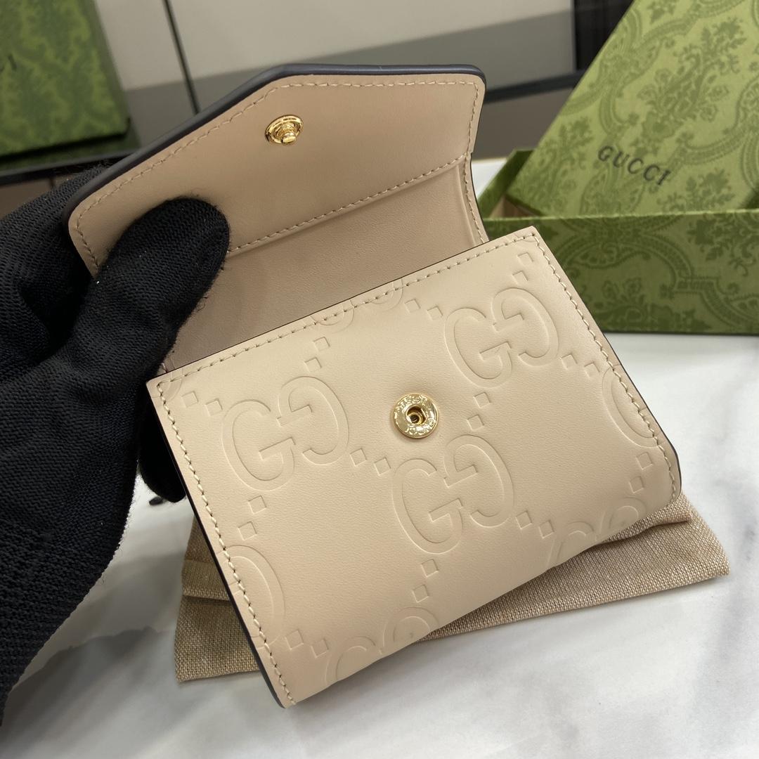 Gucci GG Medium Wallet - everydesigner