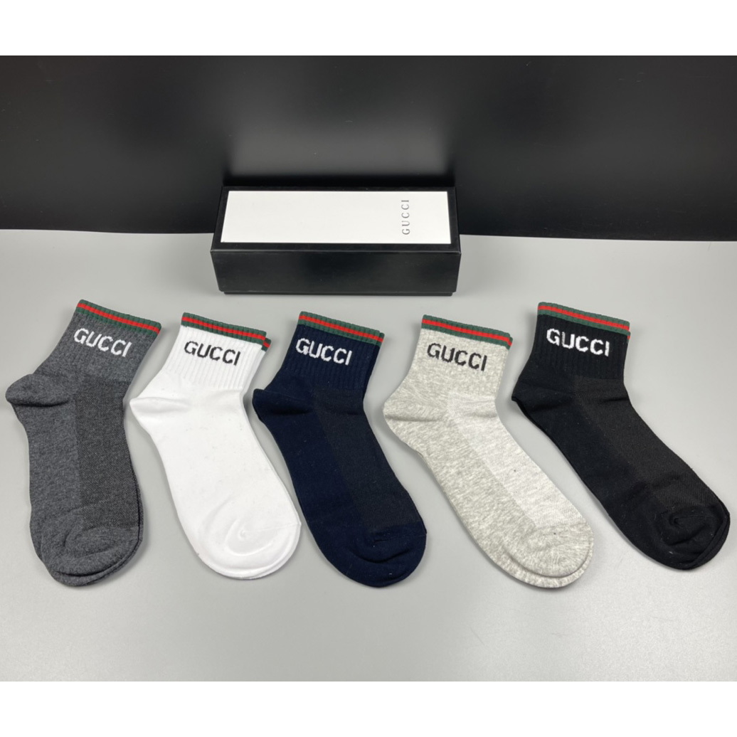 Gucci Socks/Box - everydesigner