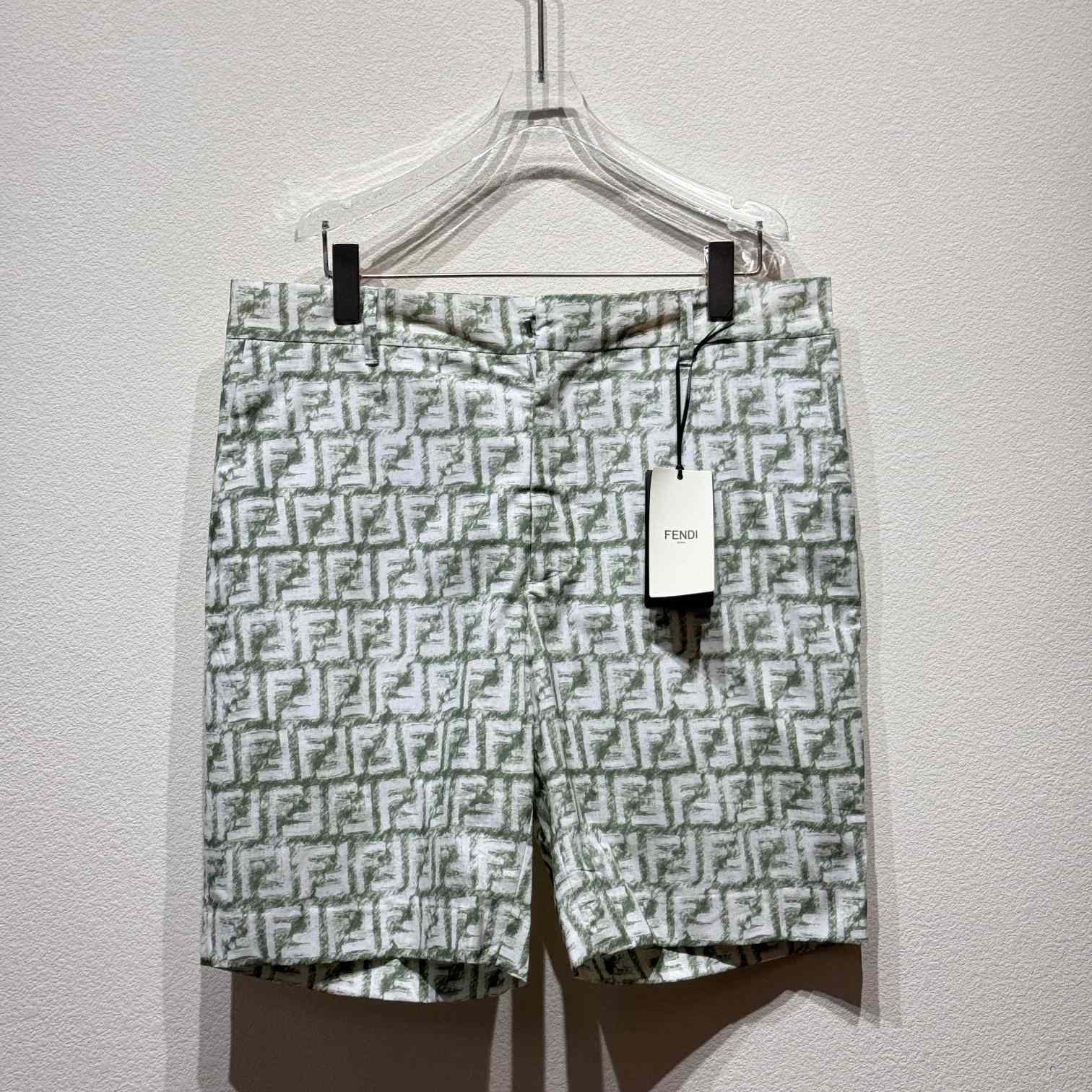 Fendi Short Trousers In Green FF Linen - everydesigner