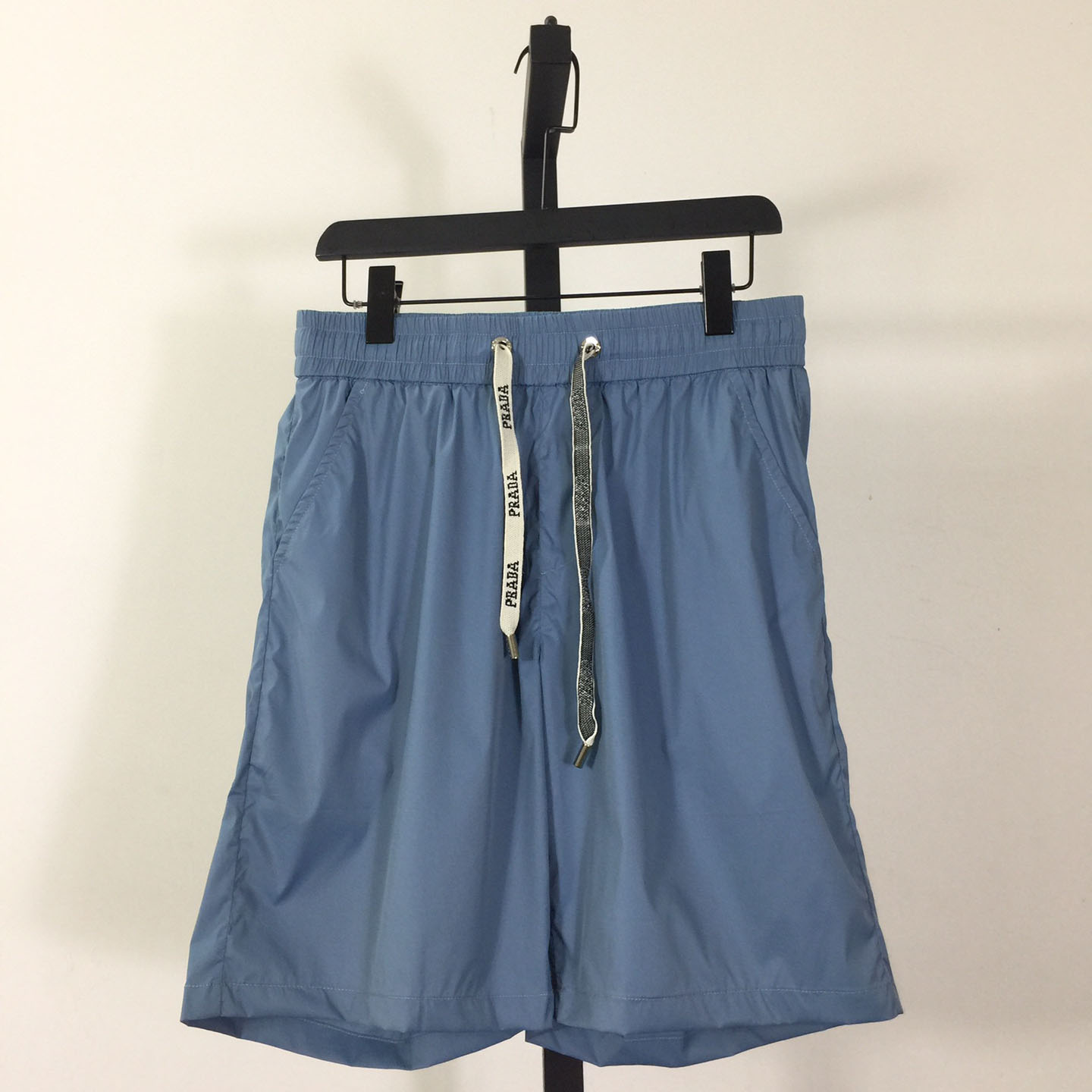 Prada Shorts - everydesigner